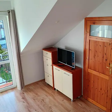 Pokoje Goscinne Kolc Jastarnia Exterior foto
