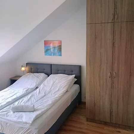 Pokoje Goscinne Kolc Jastarnia Exterior foto
