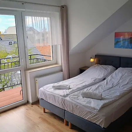 Pokoje Goscinne Kolc Jastarnia Exterior foto